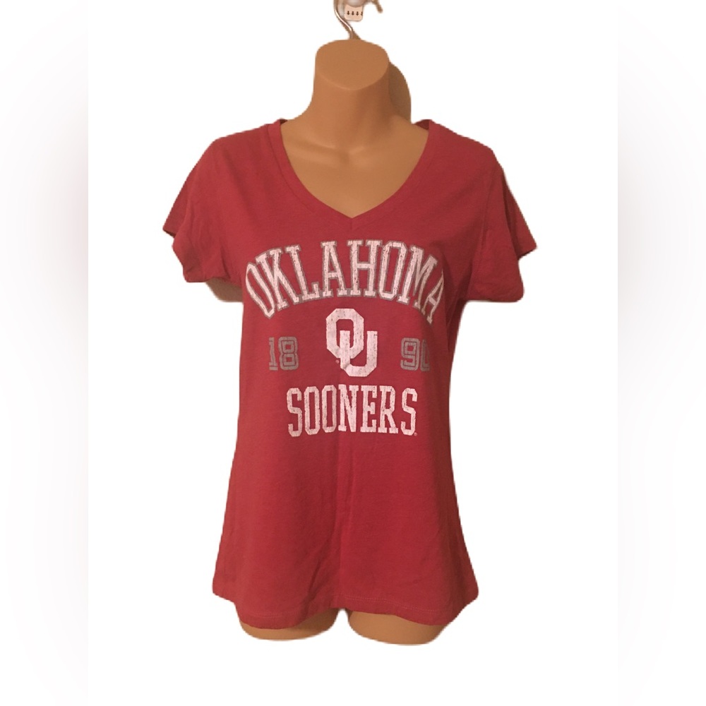 Oklahoma Sooners V Neck Top NWOT